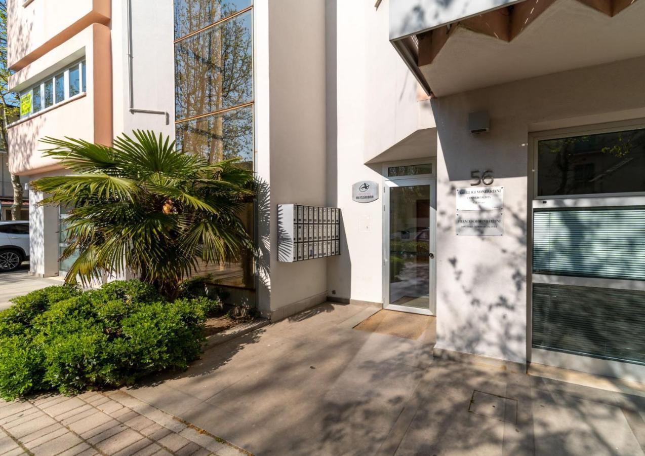 Residence Alessandra Cesenatico Luaran gambar