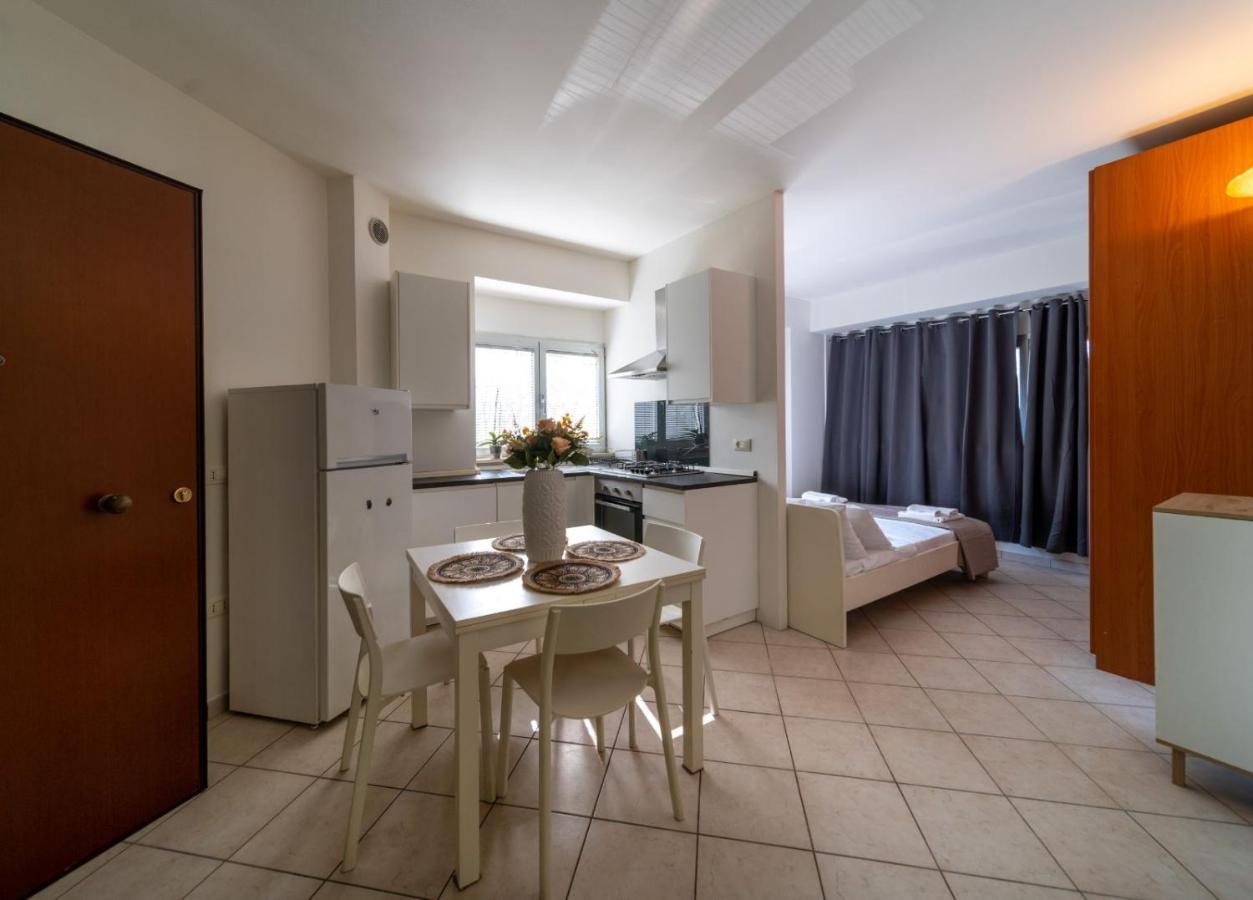 Residence Alessandra Cesenatico Luaran gambar