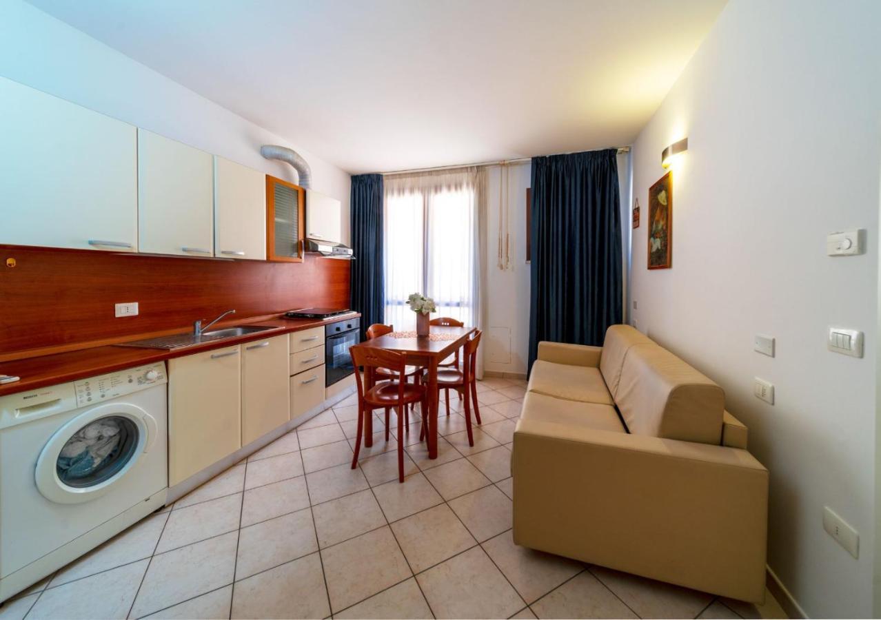 Residence Alessandra Cesenatico Luaran gambar